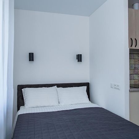 Myfreedom Апартаменти Метро Берестейська Kiev Extérieur photo