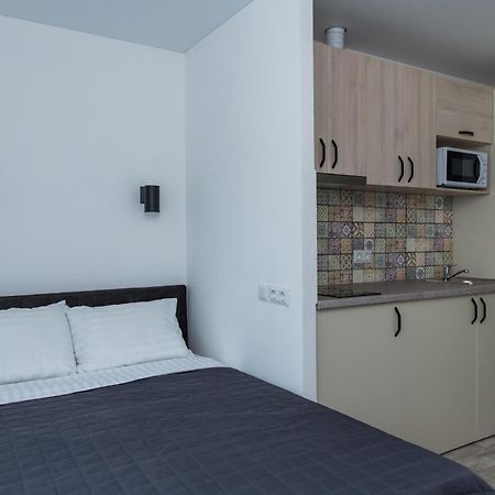 Myfreedom Апартаменти Метро Берестейська Kiev Extérieur photo